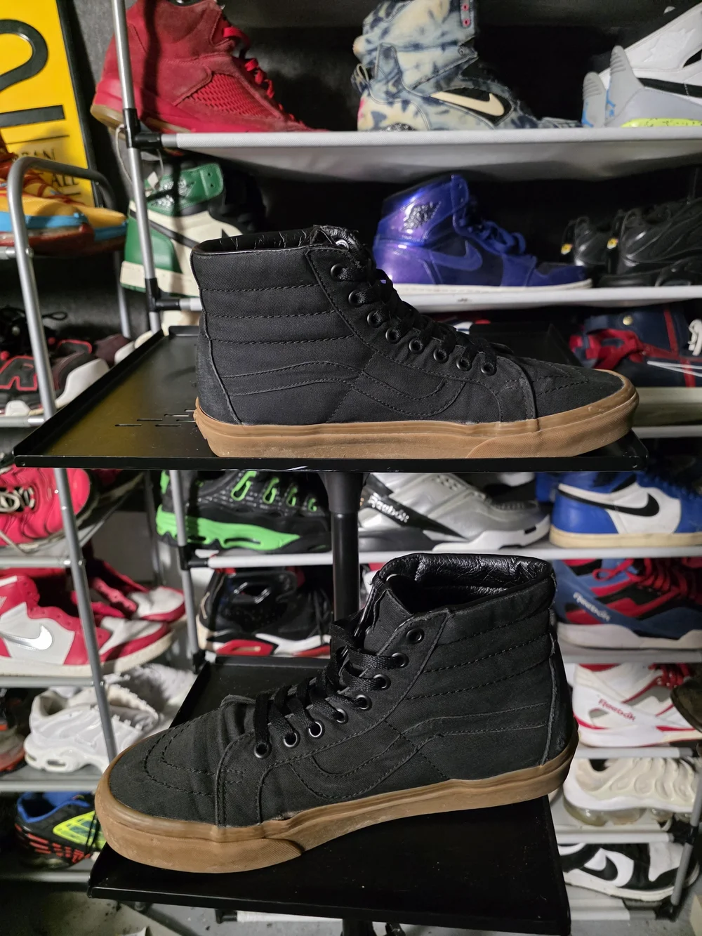 🔥 Vans Men Size 9.5 Black High-Top Slip-On Sneakers with Gum Sole